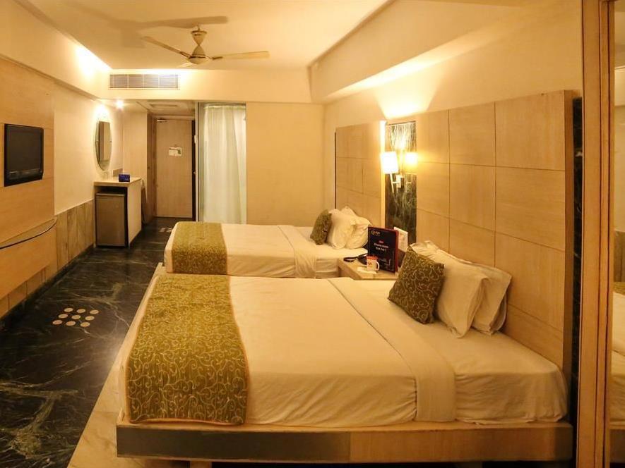 Hotel Manorama Vijayawāda Exterior foto